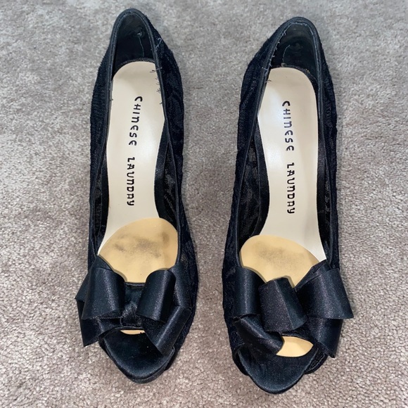 High Heels - Picture 2 of 3